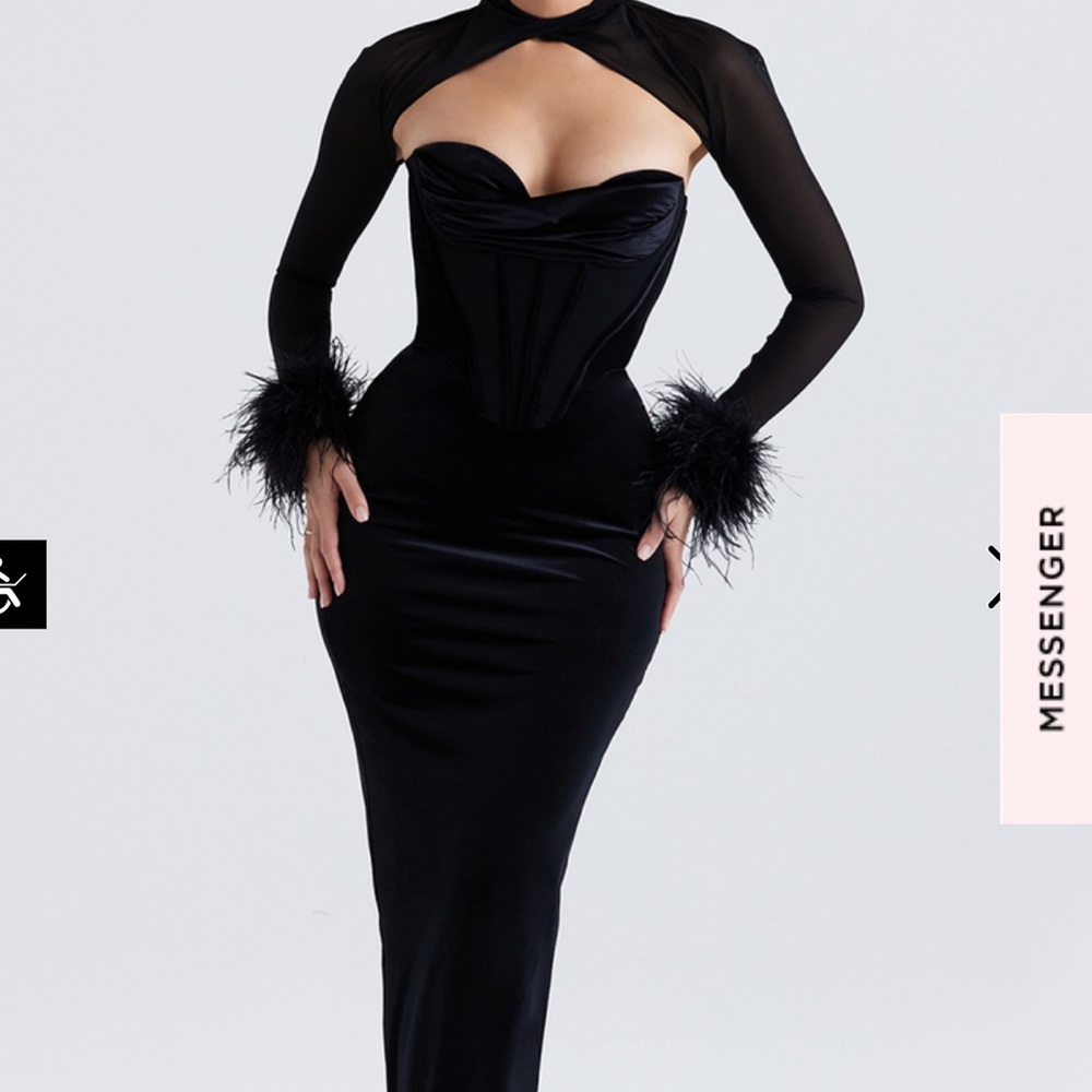 HOUSE OF CB 'Thalia' Black Velvet Corset Maxi Dress